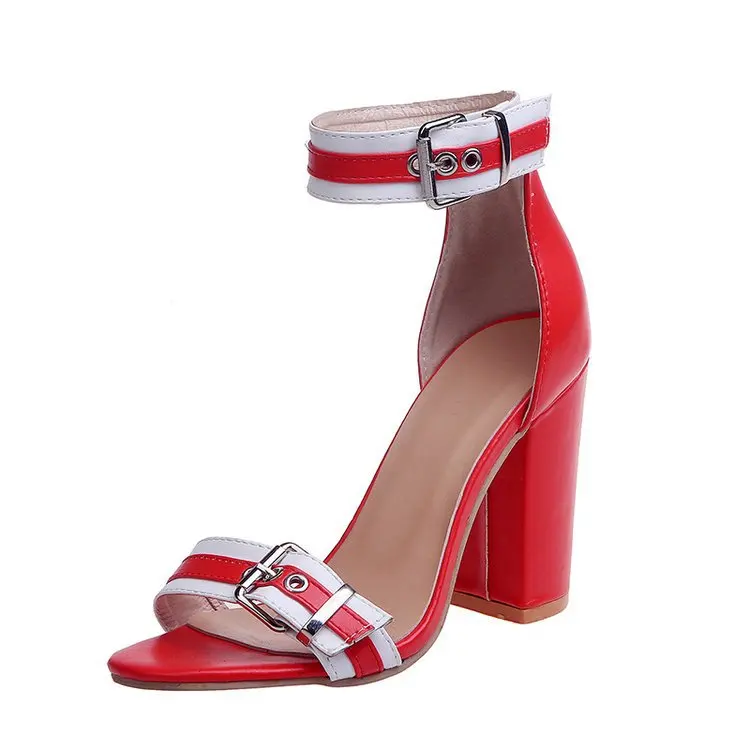 

European and American fashion ladies sandals 2020 hot style buckle thick heel sandals sexy