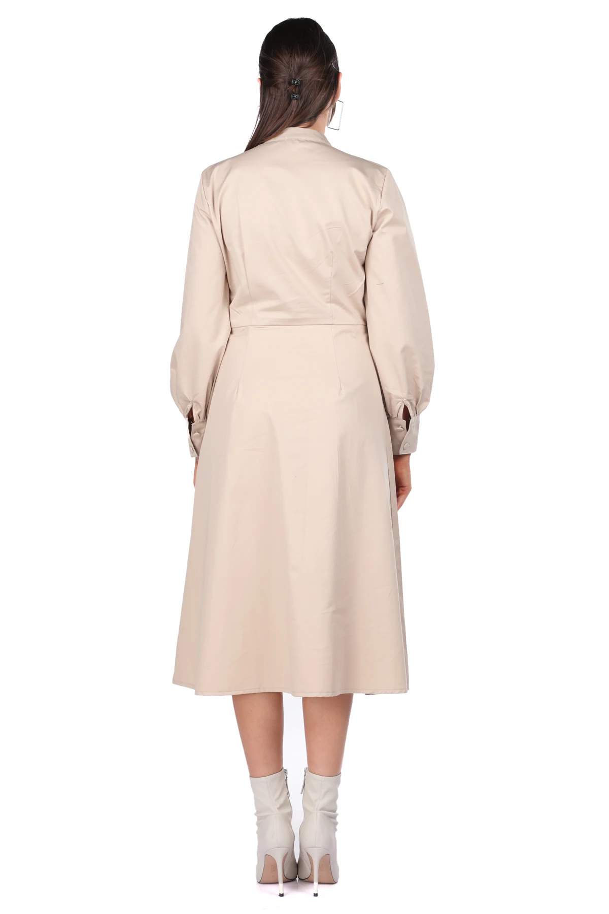 

Button Down Collar Beige Women Dress