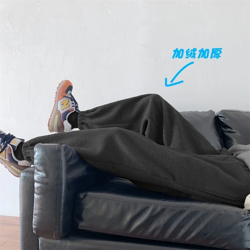 Winter Plus Velvet Padded Pants Men's Warm Fashion Casual Lamb Hair Pants Men Streetwear Wild Loose Joggers Sweatpants Mens - Цвет: black