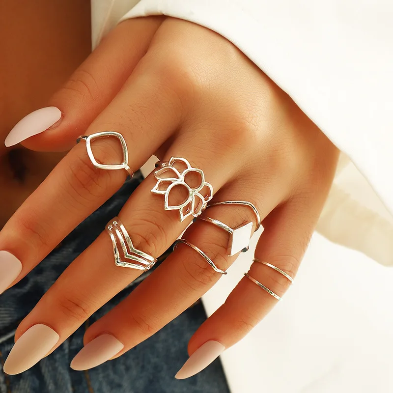 

8pcs/sets Vintage Silver Color Geometric Ring Sets for Women Charm Wave Flowers Starfish Bohemian Jewelry Gift