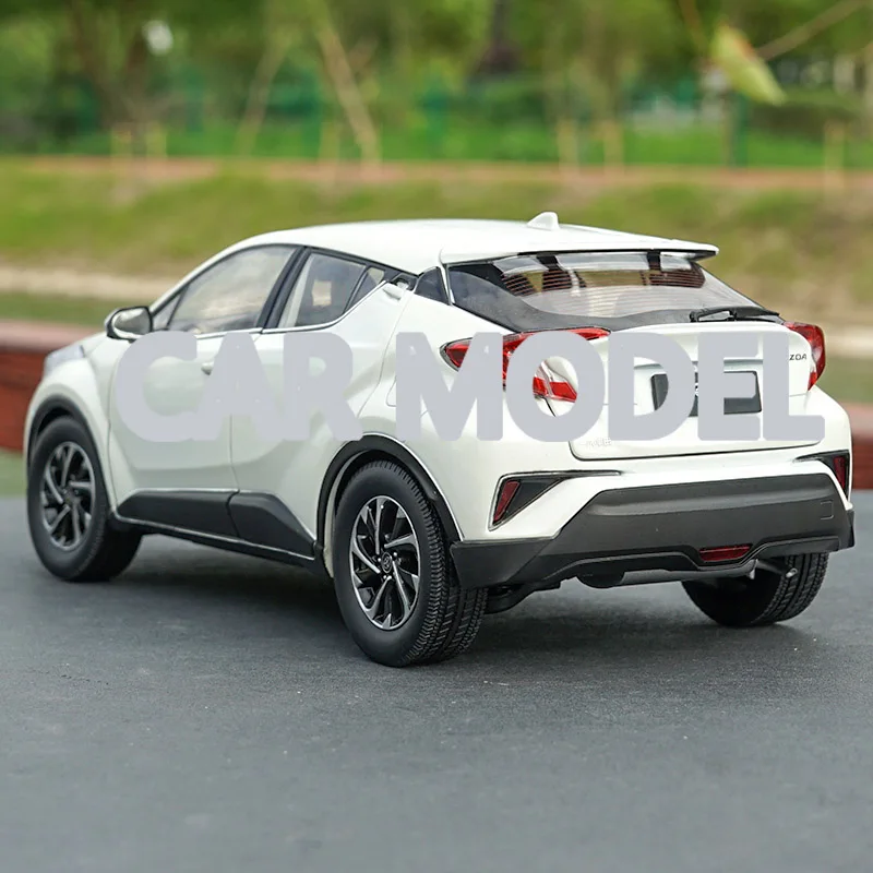 1:18 сплав игрушечных автомобилей fengtian IZOA модель автомобиля SUV детских игрушечных автомобилей авторизованный игрушки для детей