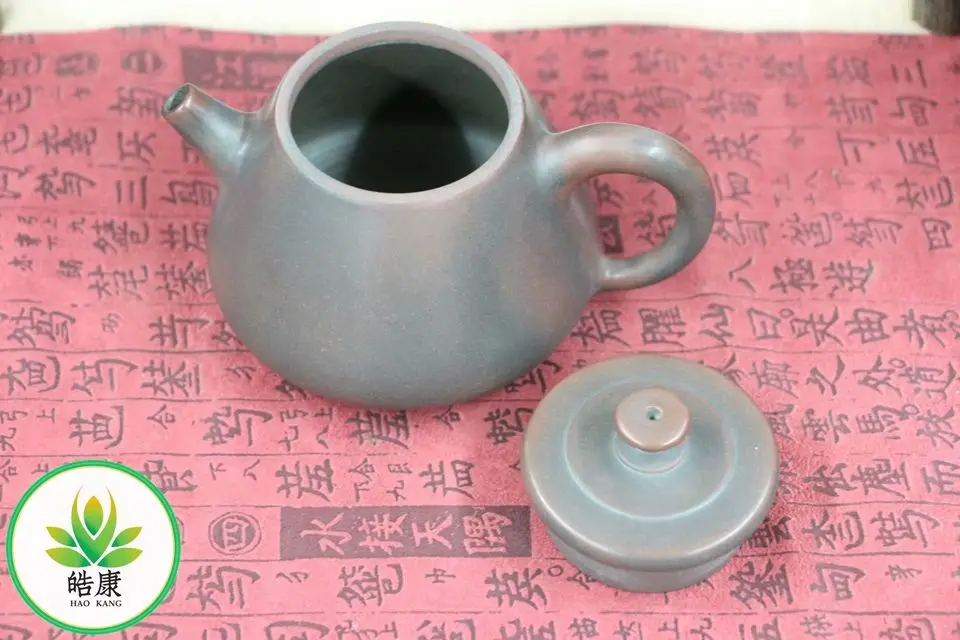 China Guang Xi Qin Zhou pottery (Not Yi Xing tea pot) Ni pot Чайник из цинчжоуской глины *Сосуд тыквы* около