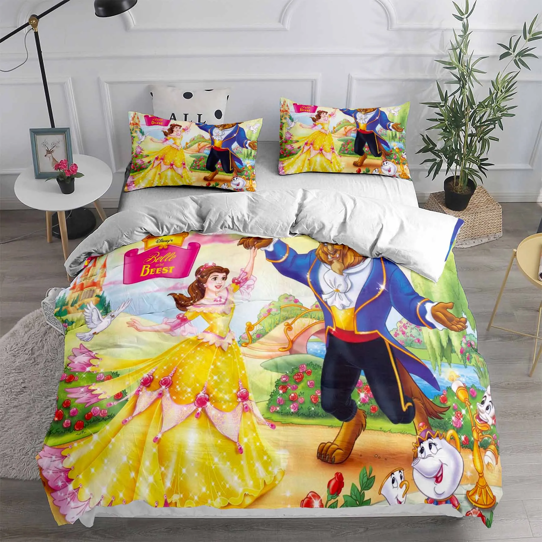 Комплект постельного белья из микрофибры с принтом Красавица и Чудовище | Дом сад