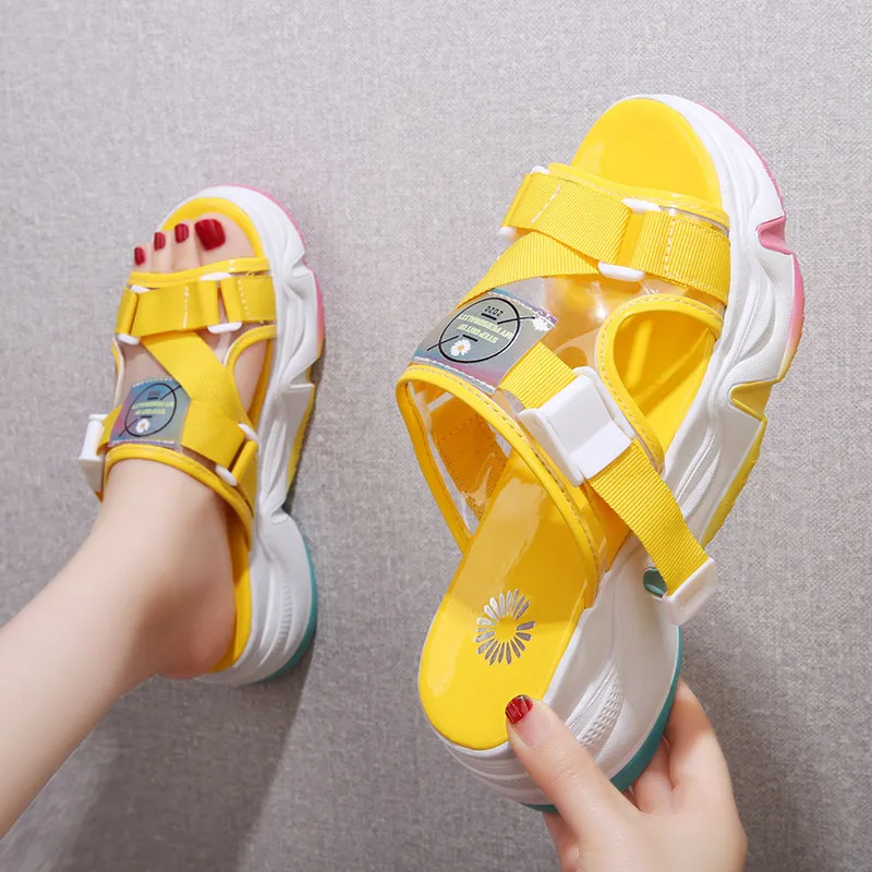 Легкие пляжные женские туфли радужная Студенческая обувь для девушек подиума