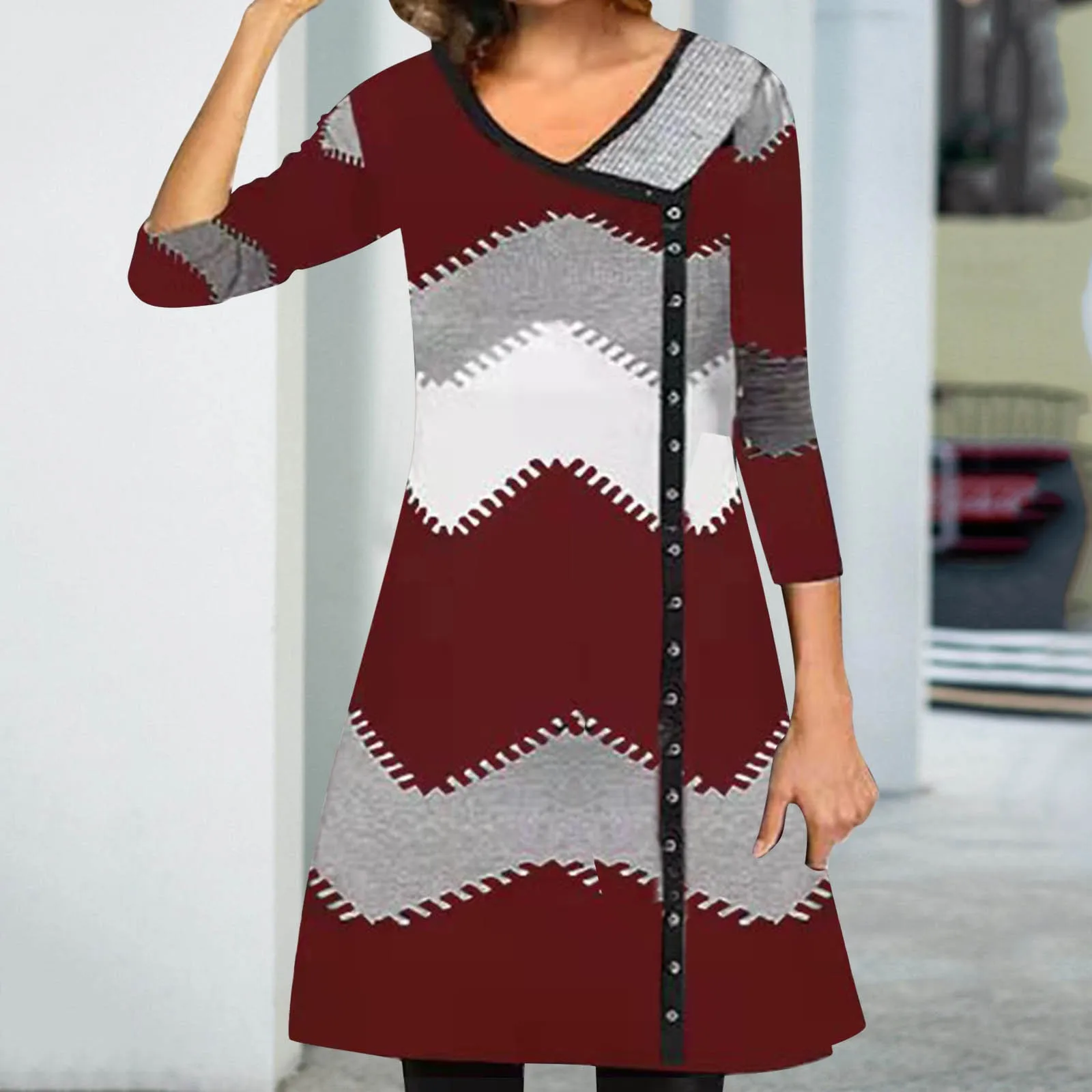 Платье женское зимнее Облегающее с V-образным вырезом и длинным рукавом |