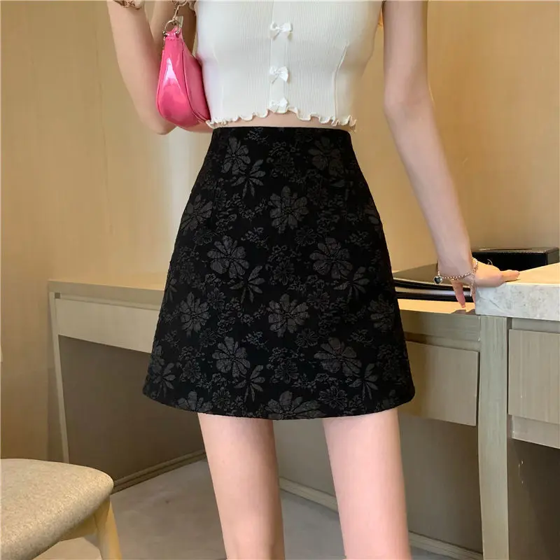 

2021 new style foreign style summer small skirt women's fashion high waist slim skirt versatile A-line skirt