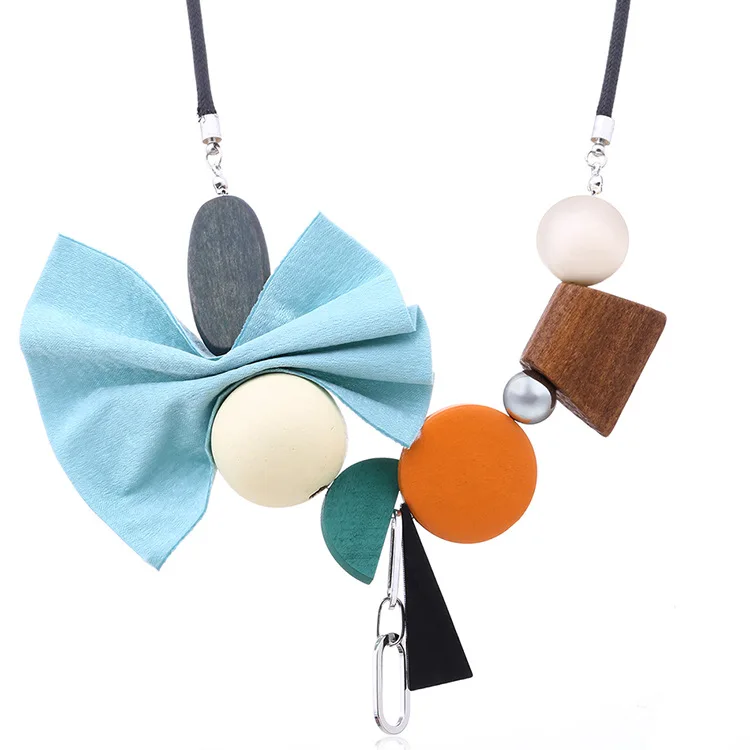 

The new personality female accessories wholesale fashion simple bow wood pendant necklace