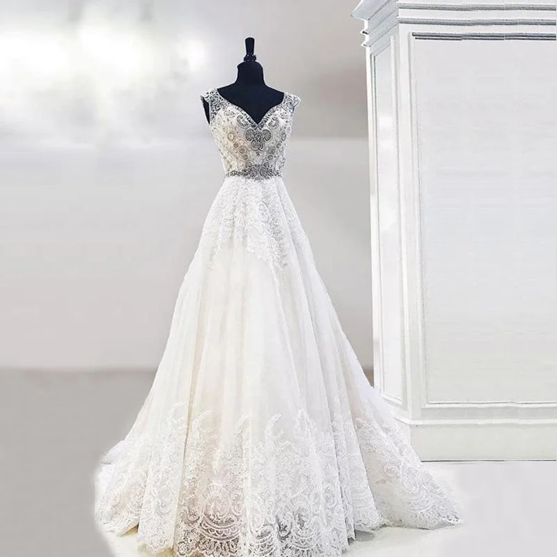 

2021 Latest Exquisite Lace Cap Sleeves Bridal Wedding Dresses Plunge V Neckline Applqued Wedding Gowns for Bride Beaded A Line
