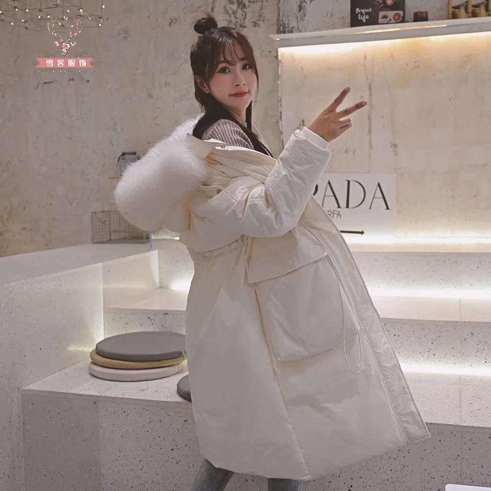 Зимнее женское длинное пальто с большим меховым воротником плотное теплое