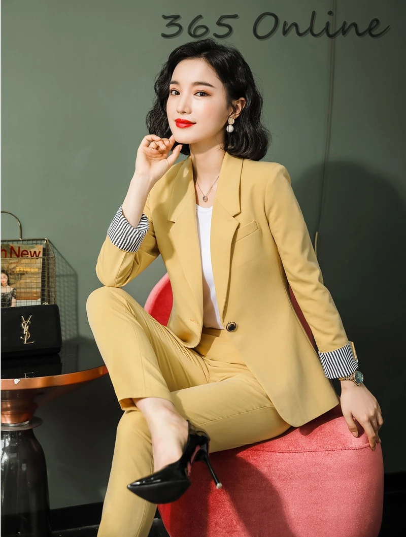 Женский деловой костюм с брюками и курткой осенне зимний Униформа офисная одежда