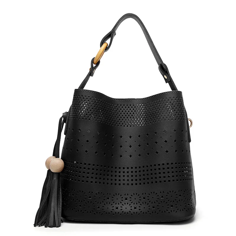 

A new 2021 women's bag European and American fashion hollow shoulder bag oblique tasser handbag women's bag
