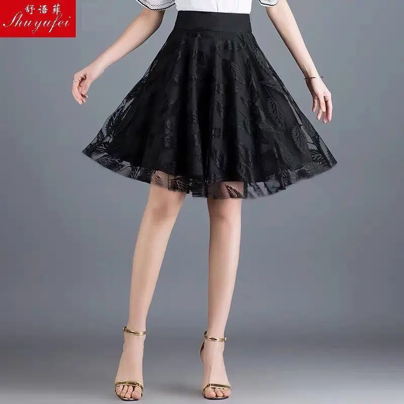 

New 2020 skirt, loose and super thin, age reduced, women's summer temperament, celebrity short skirt, mesh flower