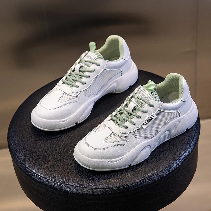 Женские кожаные туфли белые на плоской подошве повседневные трендовые для осени