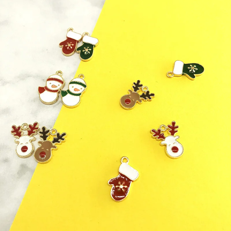 

10pcs New Christmas Ornaments Snowman Deer Gloves Accessories DIY Handmade Alloy Pendant Earrings Wholesale