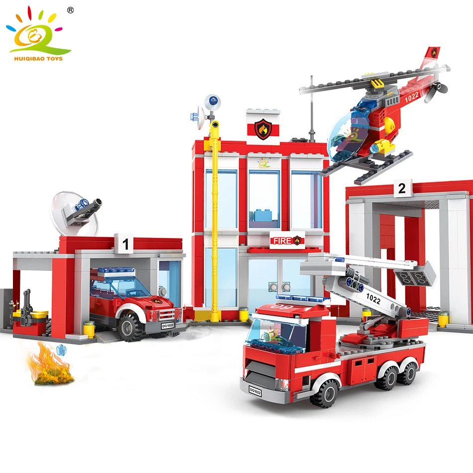 

HUIQIBAO 718pcs Fire Station Helicopter Building Blocks City Construction Firefighter Truck Figures Educational Brick Toys Child
