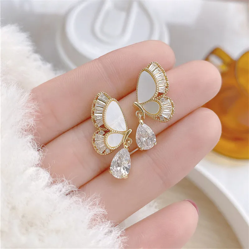 

Vintage Butterfly Wings Acrylic Zircon Temperament Water Drop Pendant Earrings Woman 14K Real Gold Korean Earrings Jewelry Gift