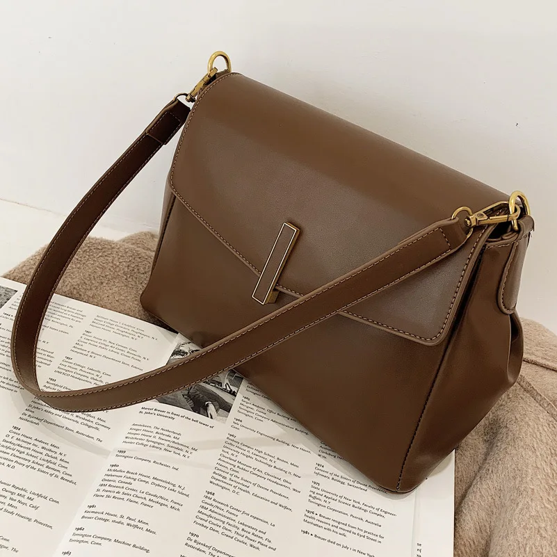 

Роскошные Брендовые женские сумки модные сумка через плечо из искусственной кожи от дизайнеров известной торговой однотонные Цвет женские...