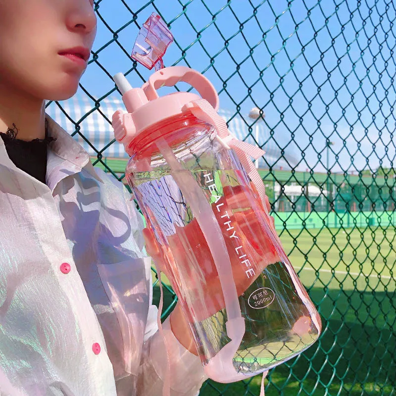

Direct factory price 1500ML 1000ml 2000ml Fashion Portable Space Herbalife Nutrition Custom Shaker straps straw water Bottle