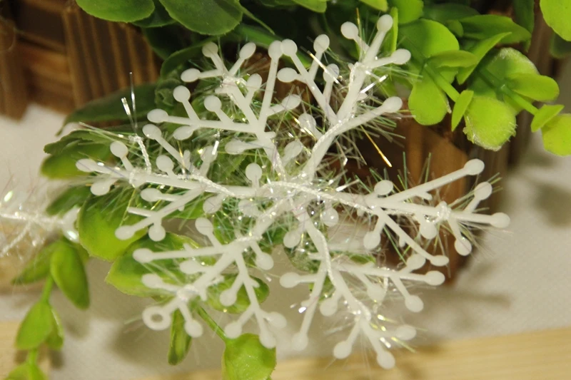 Белые пластиковые поддельные снежинки рождественские украшения подвеска для