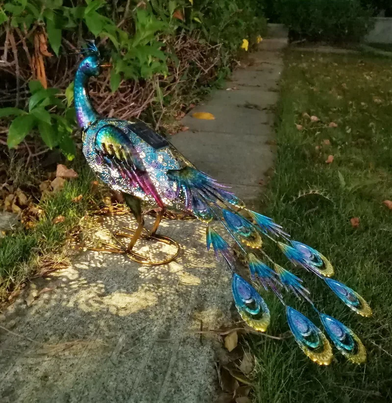 

Outdoor garden garden decoration iron animal export foreign trade solar light shining iron Peacock garden decoration outdoor