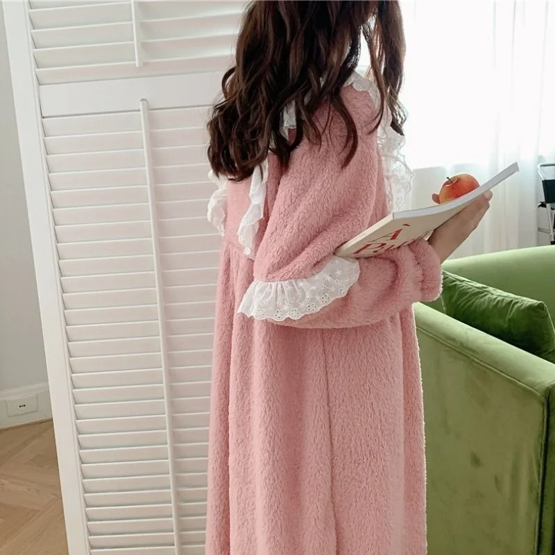 Coral Velvet Nightdress  Autumn Winter New Student Lovely Sweet Princess Wind Lace Plush Warm Home Clothes  Sleepwear
