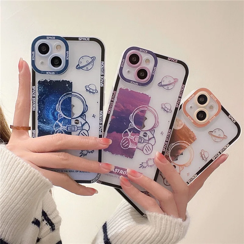 

Transparent Astronaut Phone Case for iphone 11 12 13 Pro Max X Xr Xs Xsmax 8 7 Plus Se2020 13mini All-inclusive Slim Soft Cover