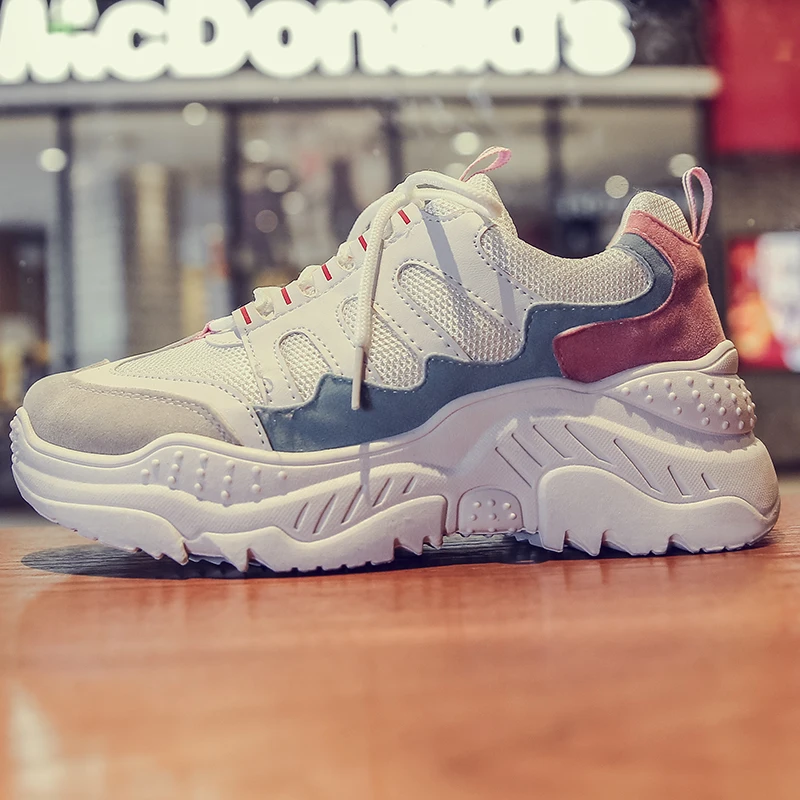 Женские кроссовки на плоской подошве Fujin модные удобные из дышащей сетки