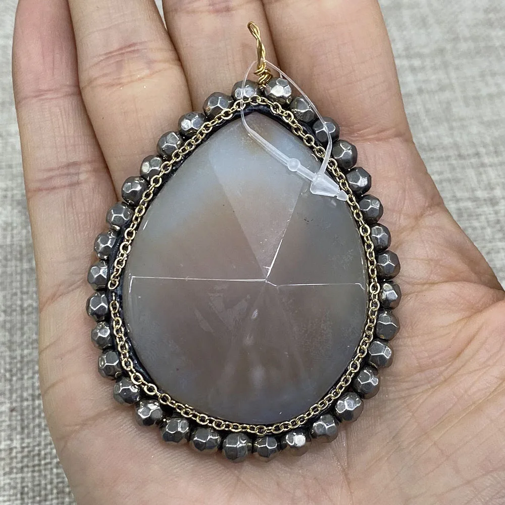 

Irregular Water Drop Faceted Agate Pendant, Crystal Bead Charm Pendant, DIY Jewelry Making, Necklace and Bracelet, Size 50x67mm