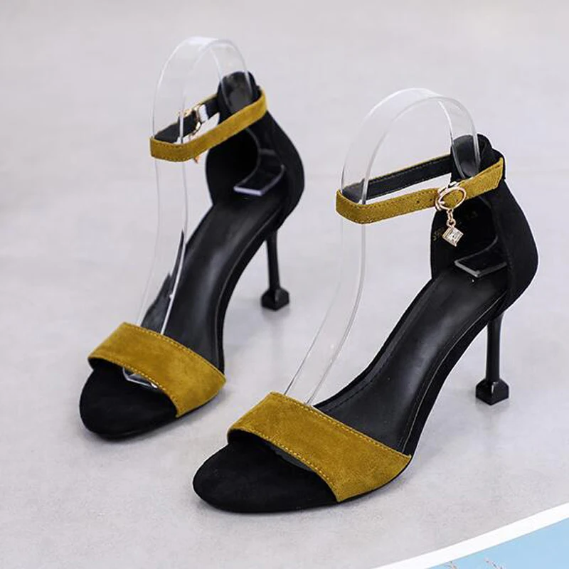 Сандалии женские на высоком каблуке с ремешком и пряжкой YMB63 | Обувь