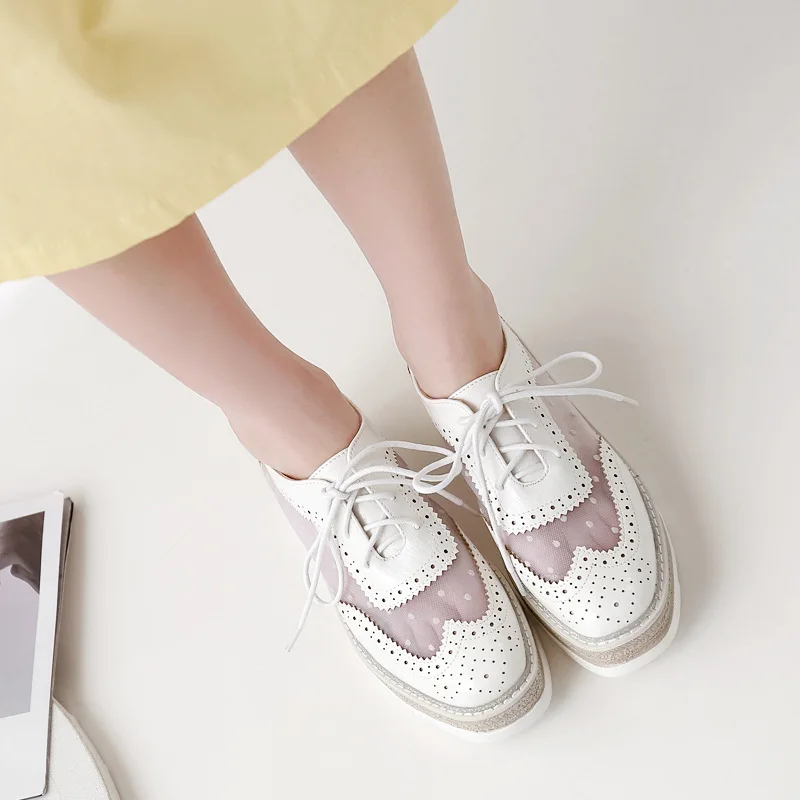 

Womens Derby Shoes British Style Casual Female Sneakers Clogs Platform Shallow Mouth Round Toe Flats Leather Preppy Summer Creep