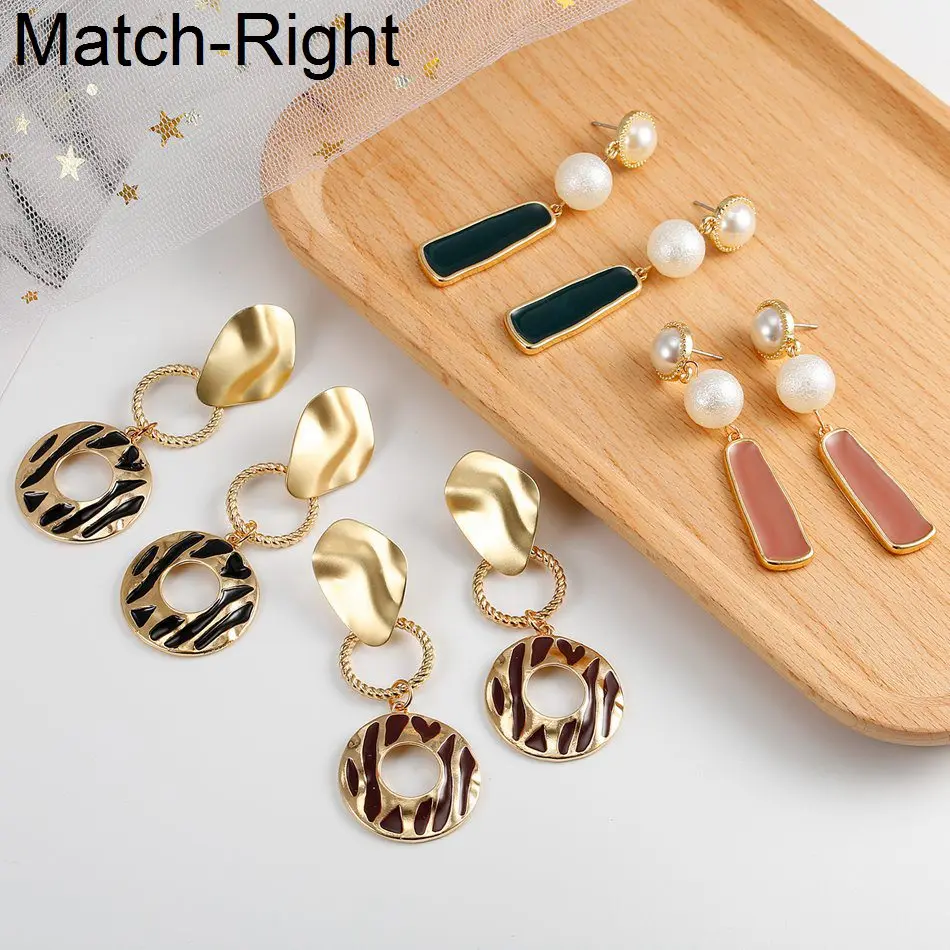 Женские Длинные эффектные трендовые серьги Match Right подвески золотого цвета