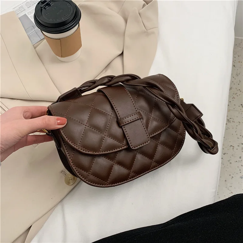 

High-quality Lingge Fashion Retro Lady Saddle Bag 2021 New Trendy All-match Messenger Bag Senior Designer Shoulder Underarm Bag