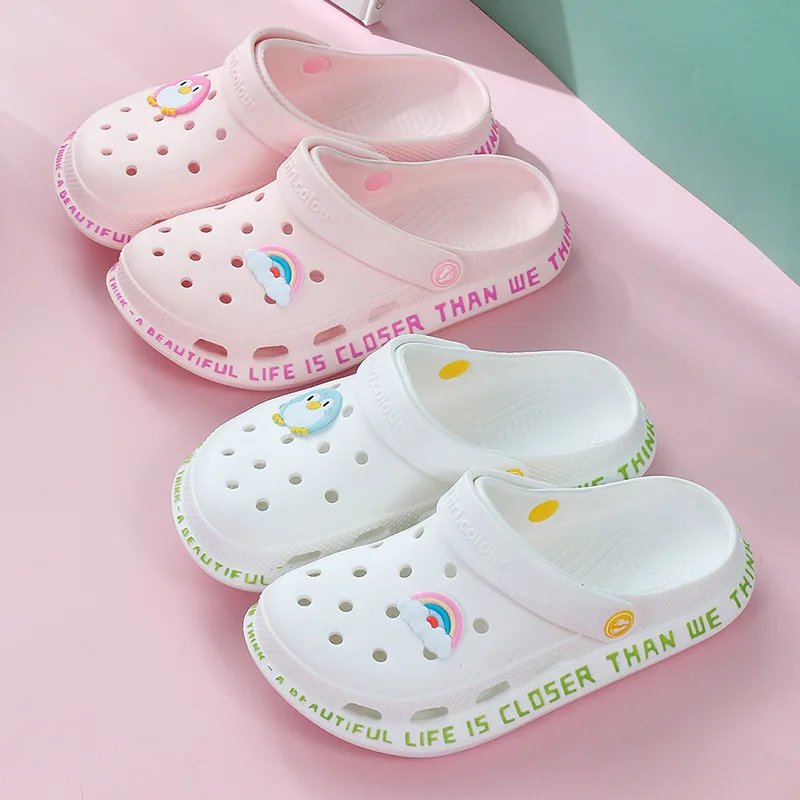 

Summer Slippers Men Women Outdoor Sandals Fashion Hollow Out Breathable Beach Slides Quick Dry Anti-Slip Flip Flops Garden Shoes