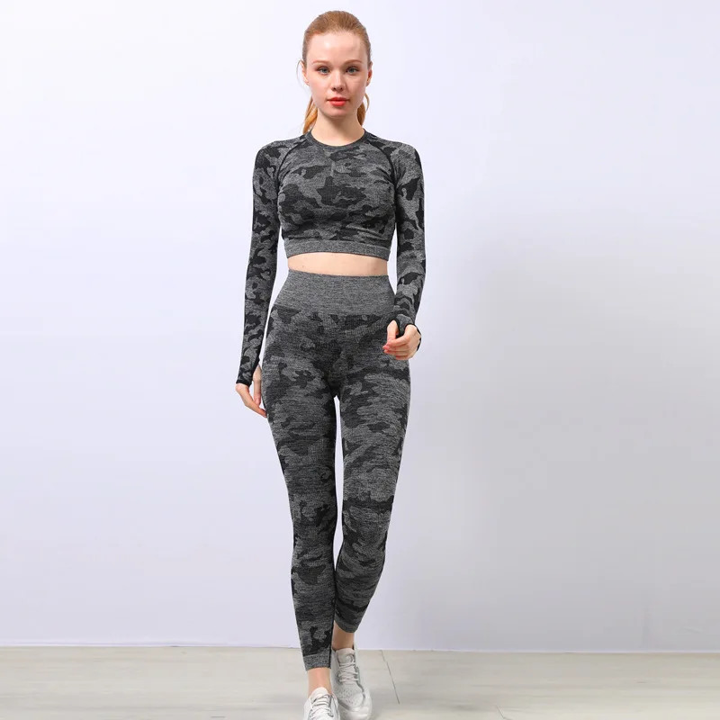 

Seamless yoga clothing suit High stretch knitted hollow quick-drying long sleeve fitness yoga two-piece suit