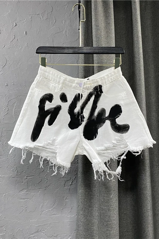 

Hand Painted Pattern Denim Shorts Women White Hot Pants Summer 2021 New Ins Irregularly Slimming Loose A Line Female Pants