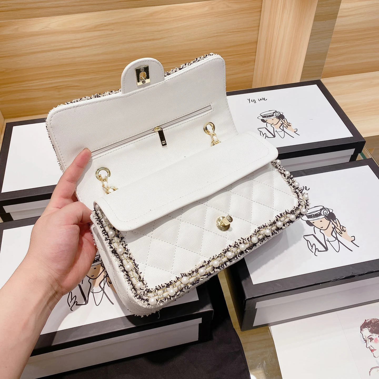 

Winter New Bags for Women with Logo Fashion All-Match Lozenge Pearl Portable Chain Small Square Bag Shoulder Messenger Bag