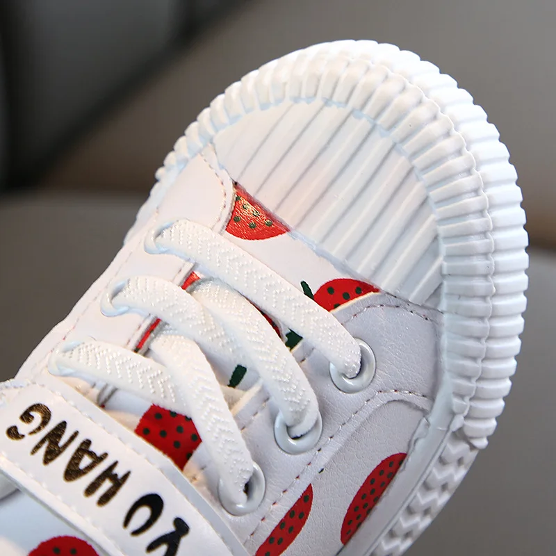 Белая повседневная обувь для девочек Новая Осенняя спортивная из искусственной