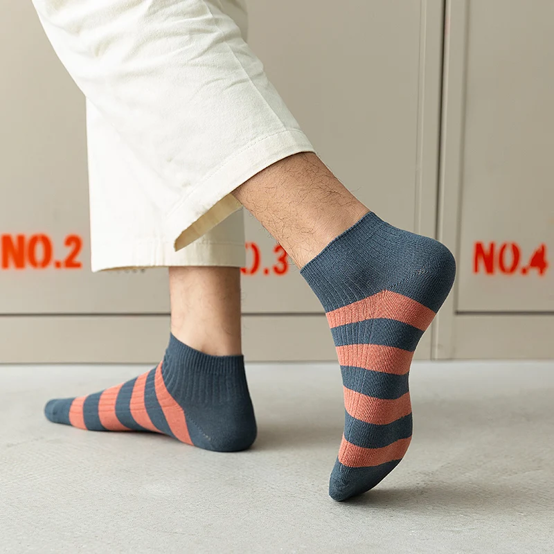 

CARTELO Fashion Stripes Men's Socks Solid New Casual Sport Concise Low Tube Socks Soft Male Socks For Adult In Stock