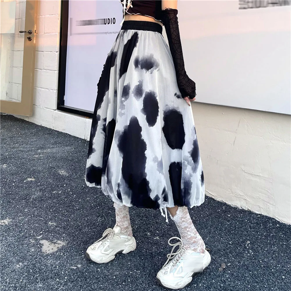

Summer 2021 High Street Skirt Fashion All-match Ink Printing Dyeing High Waist Thin Retro Temperament Hipster