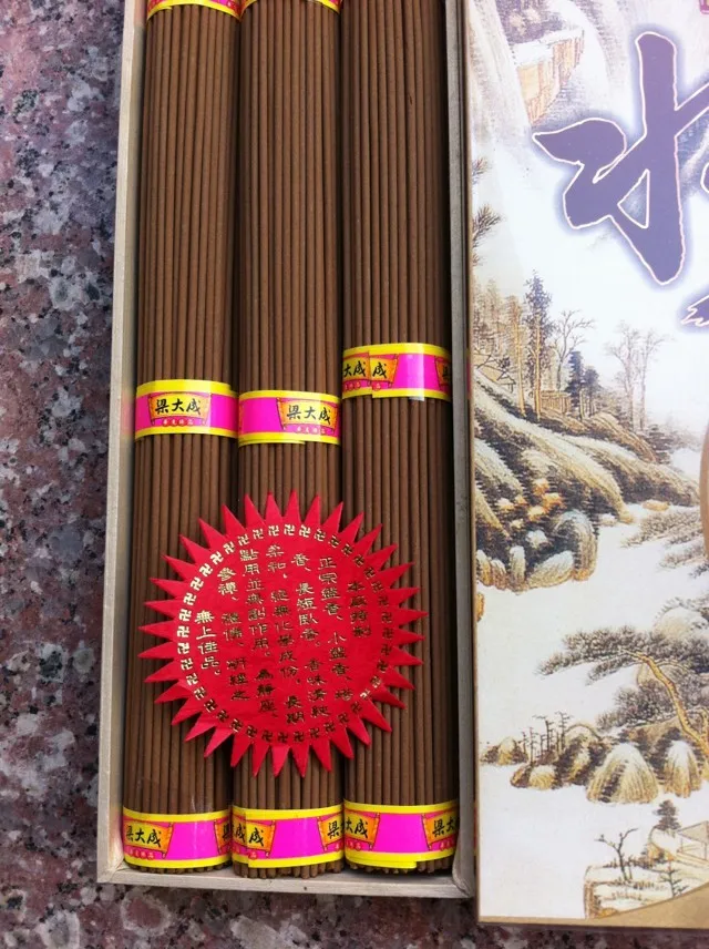 Буддийские товары сандаловое дерево искусственное освещение масло лежащие