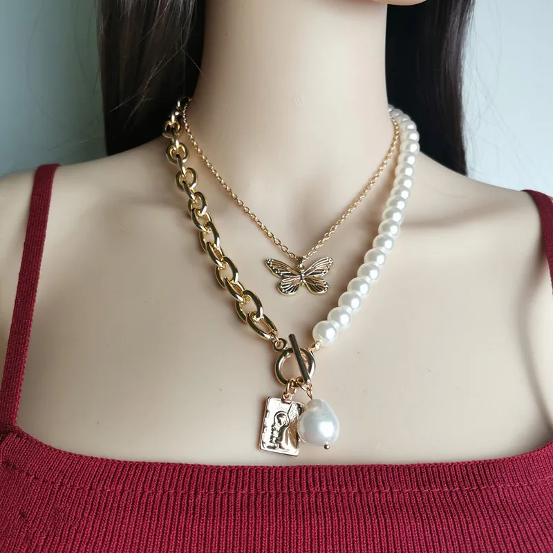 

2022 Retro Baroque Irregular Pearl Butterfly Multilayer Necklace Super Fairy Temperament Geometric Portrait Square Punk Jewelry