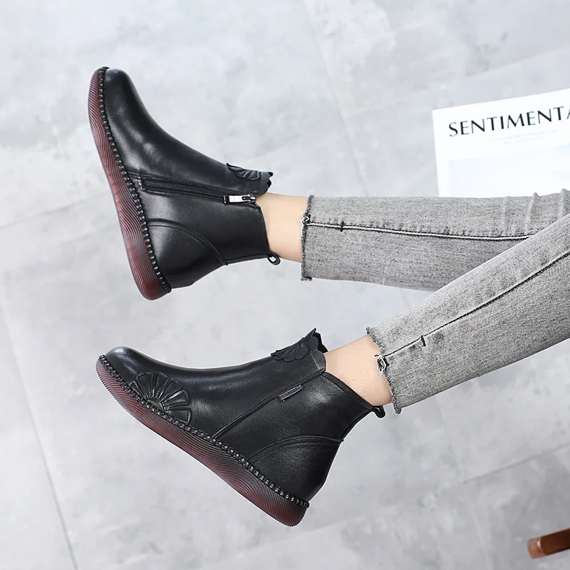 

GKTINOO 2020 Winter Genuine Leather Ankle Boots Handmade Lady Soft Flat Shoes Comfortable Casual Moccasins Side Zip Ankle Boots