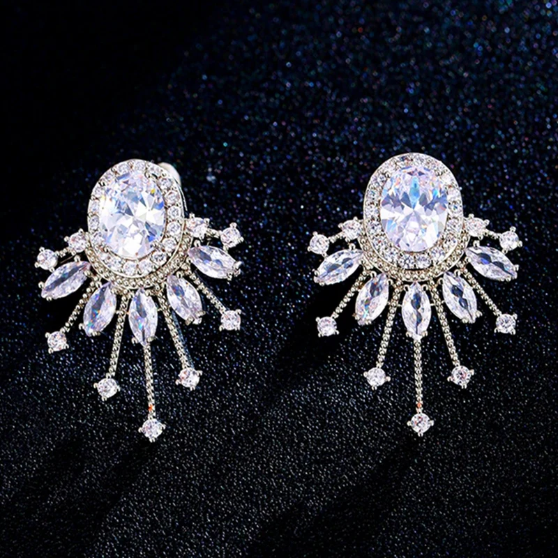 

Ekopdee 2022 New Luxury Fashion Women Silver Color Big Zirconia Stud Earrings For Wedding Bride Female Elegant Party Jewelry