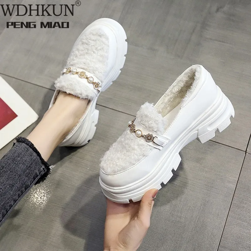 

Plus velvet Women Flats Shoes Cow Leather Round Toe Woman Shoes Fashion Simple Women Daily Vacation Shoes Footwear Size 34-40