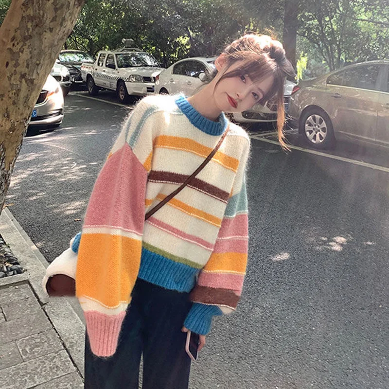 

Женский трикотажный свитер в радужную полоску, с длинным рукавом