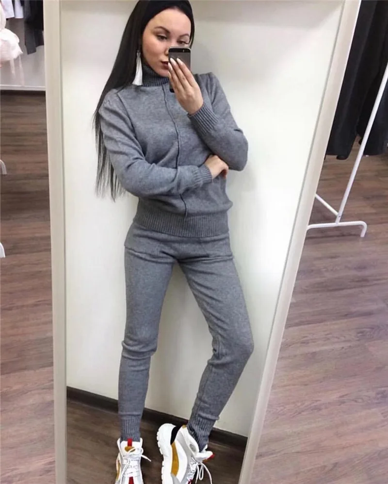 Женский трикотажный костюм двойка тренировочный со свитером и брюками с высоким