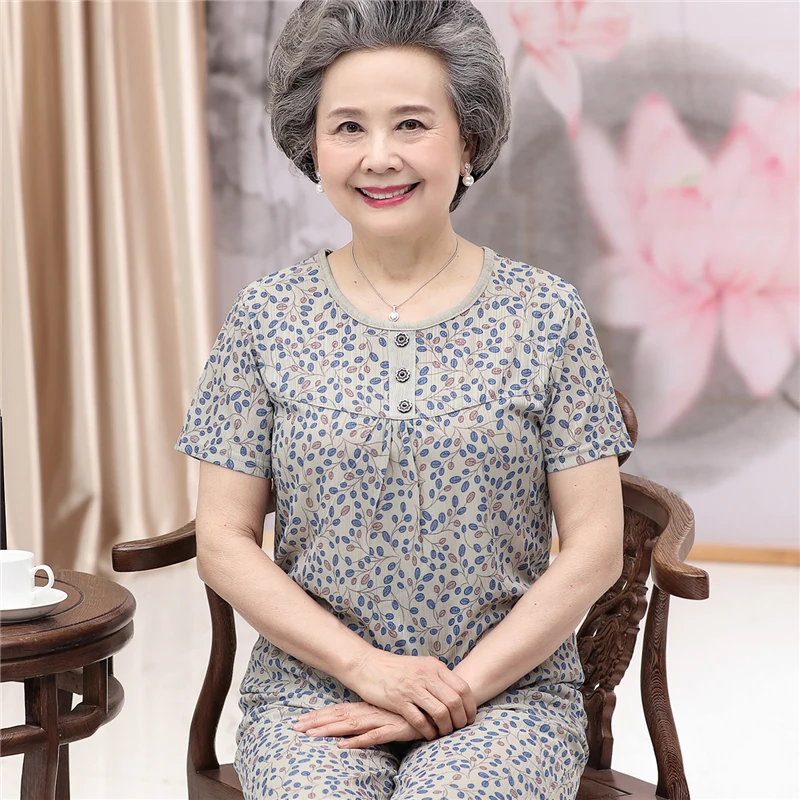 Костюм для женщин среднего и пожилого возраста футболка с винтажным принтом топ