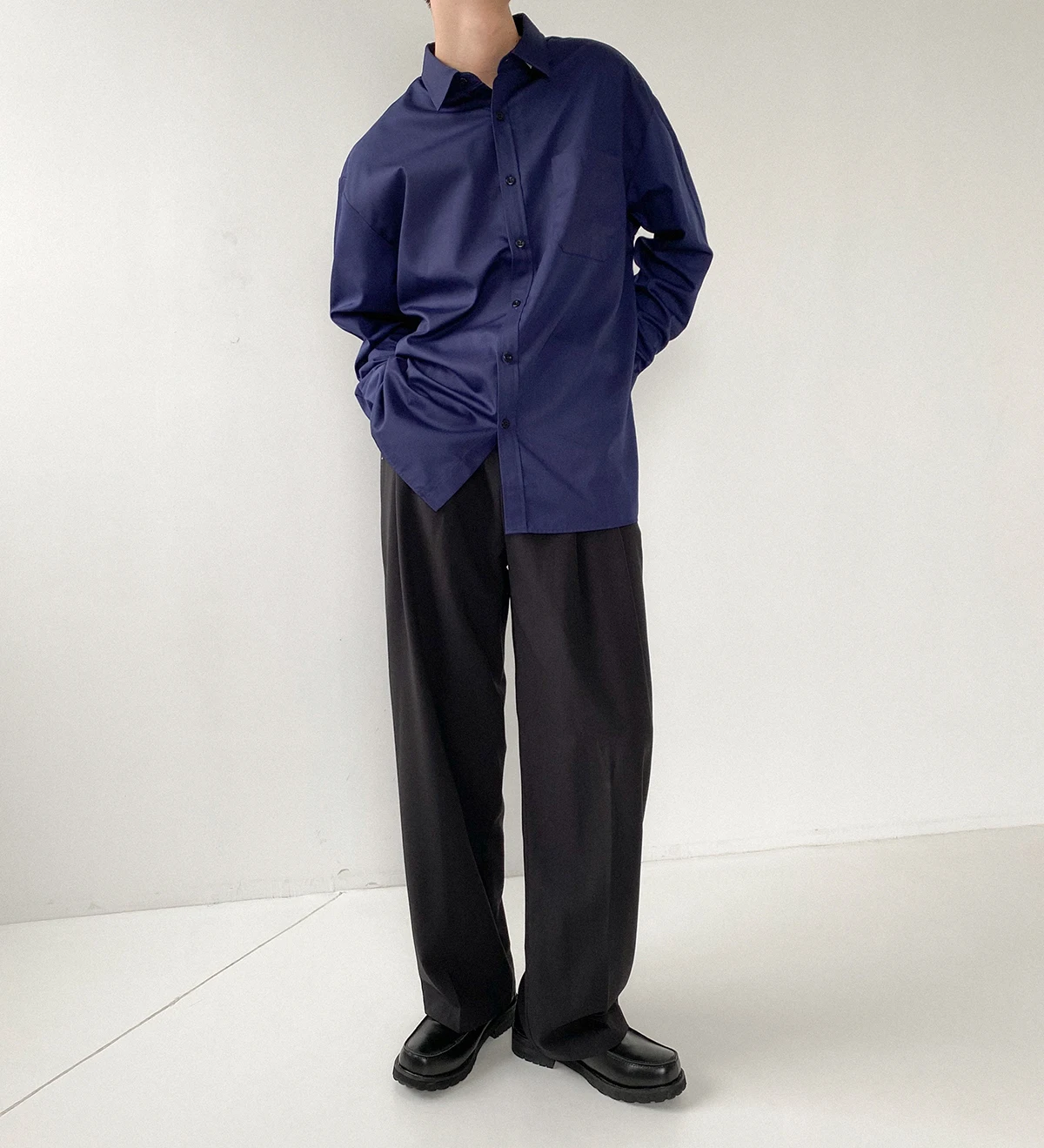 

Мужская Однотонная рубашка с длинным рукавом в Корейском стиле, весна и осень, Корейская Повседневная рубашка, свободный Универсальный трендовый Топ