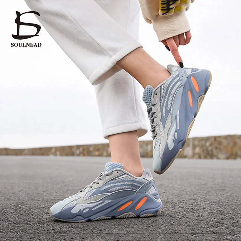 

Unisex Running Shoes Men Sneaker Casual Breathable Luminous Walking Jogging Couple Shoes Reflection Sports Shoe Large Size 35-45