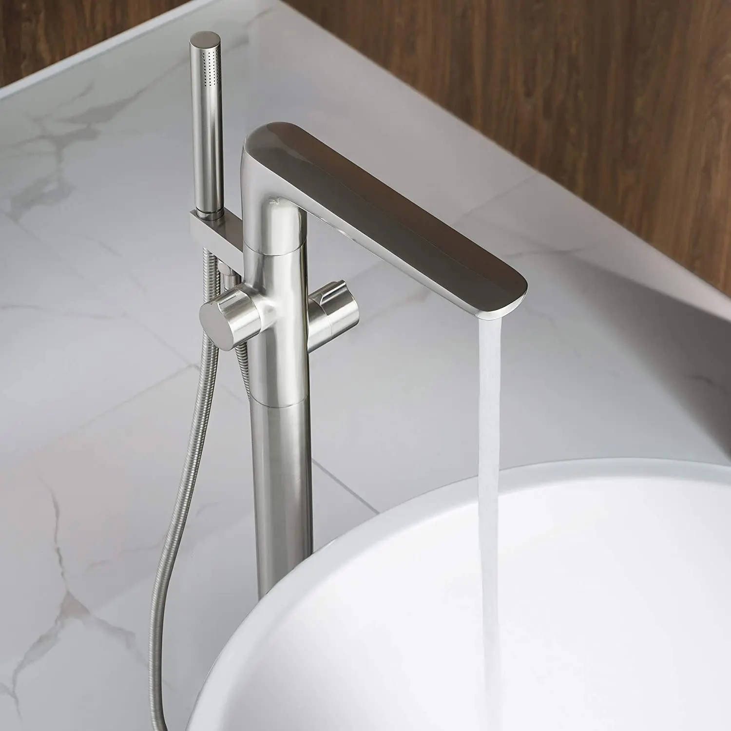 

Freestanding Tub Faucet Square Design Shower System Bathtube Faucet Brushed Nicke Floor Mount Freestanding Tub Taps for Bathroom